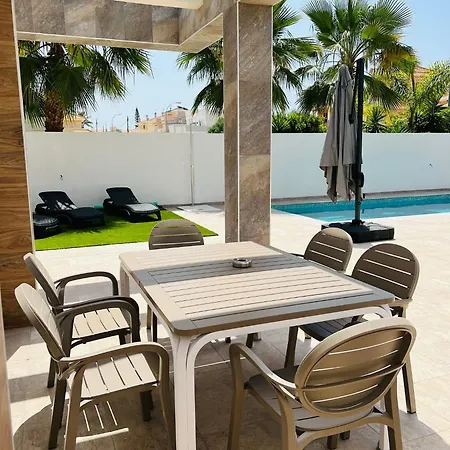 Villa Domicil De Luxe Torrevieja Exterior photo